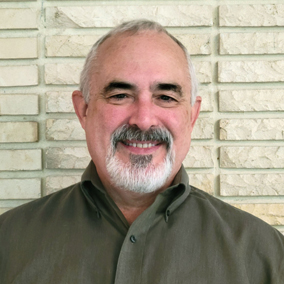 <center>Jonathan Canis</center>